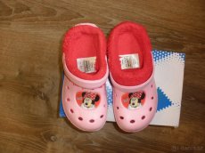 Gumové pantofle Minnie vel. 30/31, plyšové pantofle 32/33 - 2