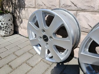 Prodám litá kola BORBET 15"4X108 ET 35 - 2
