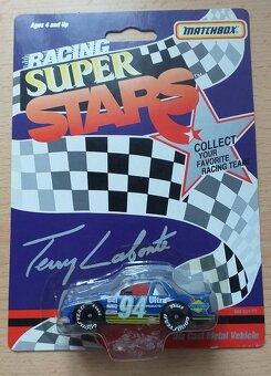matchbox Chevrolet Lumina varianty - 2