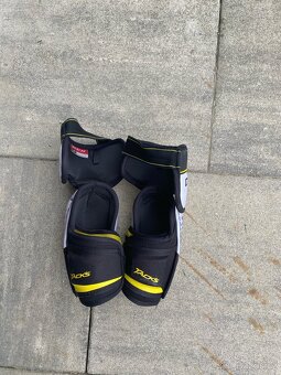 Hokejové lokty CCM tacks 9060 - 2