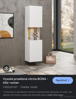 DOVOZ MOŽNÝ vysoká prosklená vitrína závěsná skříňka. Pěkná. - 2