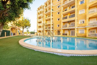 Prodej, apartmán 2+1, 60 m² s terasou a bazénem, Torrevieja - 2