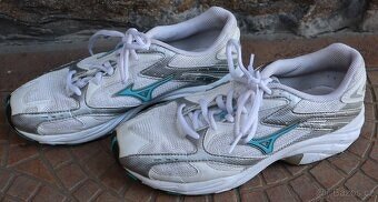 +++ NOVÉ dámské boty zn. Mizuno vel. 37,5 - SLEVA 60% +++ - 2