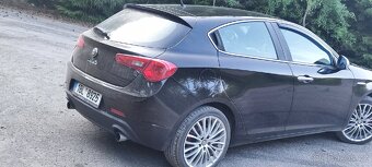 Alfa Romeo Giulietta 2.0 125 kW 2011 - 2