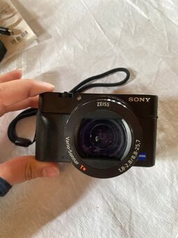 Sony Cybershot DSC-RX100 M3 - 2