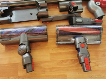 Dyson V8 Absolute použitý se zárukou - 2