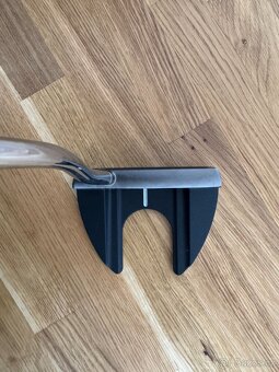Golfový putter Honma - 2