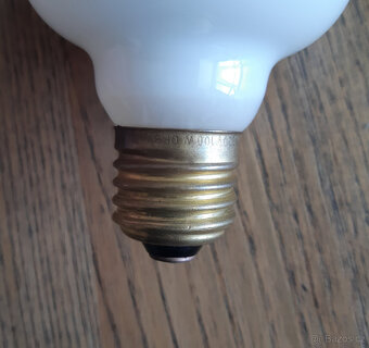 2 velké vintage žárovky Polam 60W a 100W, závit E27 - 2
