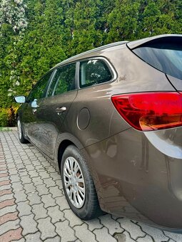 Kia Ceed SW 1.6 GDI Benzin - 2