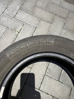 Pneu 205/55 R16 - 2