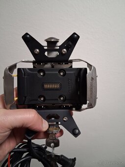 Navigace Garmin + držák Touratech - 2