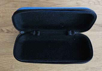 Modré pouzdro na dětské brýle zip - 2
