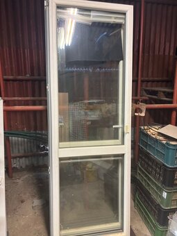 Plastové balkónové dveře - 2