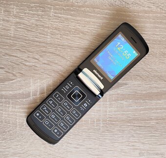 TLAČÍTKOVÝ MOBILNÍ TELEFON SENCOR ELEMENT P031V - 2