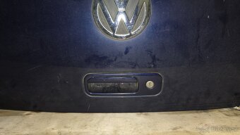 Volkswagen Golf 4 dveře kufru - 2
