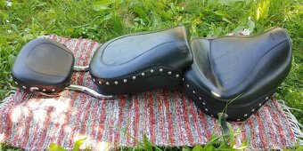 Mustang sedlo + opierka - 2