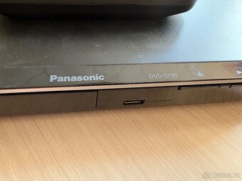 Panasonic DVD-S700 - DVD přehrávač - 2