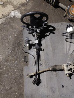 Škoda Felicia servo řízení - 2