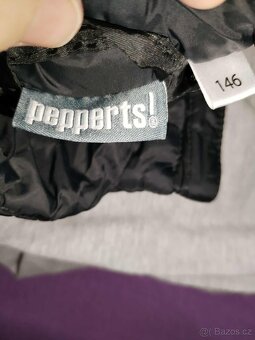 Jarní/podzimní černá vesta vel. 146 - 2