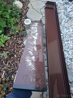 VENKOVNÍ PARAPETY - POZINK RAL8017 - 2