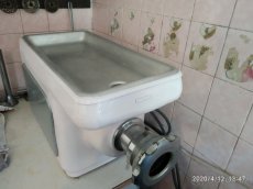 Mlýnek na maso Vlček RM100 - 2