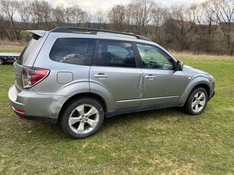 Subaru Forester 4x4 nafta - 2