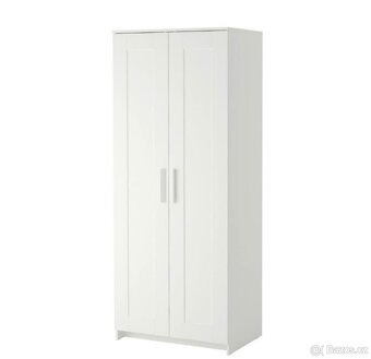 Prodám 2 skříně - 2