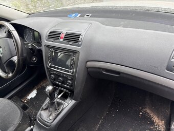 Škoda Octavia 2 - 2