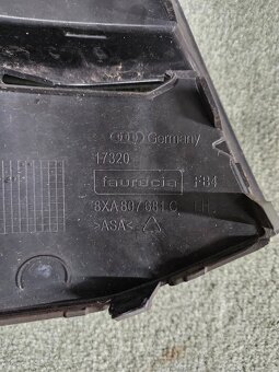 krytka narazniku audi a1 - 2