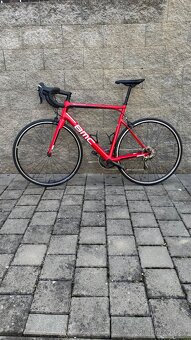 Silniční kolo BMC - 2