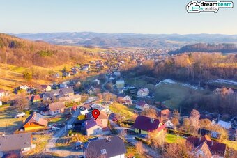 Božské místo v Čertoryjích: Klidný a prostorný dům 4+1 na ok - 2