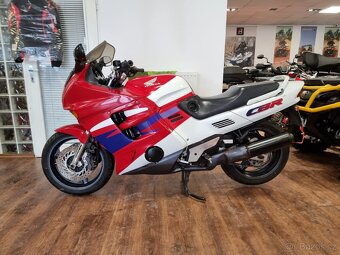 Honda CBR 1000 F - 2