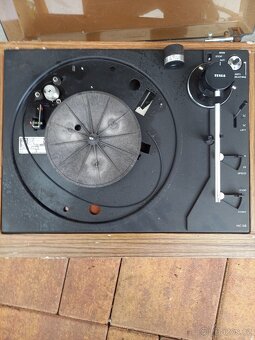 Tesla HC 58, hi-fi gramofon, šasi - 2