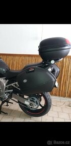 Yamaha Fazer FZ6S2 2006 naj pouze 25 tis. Km - 2