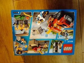 Lego 60137 Policejní doprovod - 2