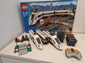 Lego City (60051) Vysokorýchlostný osobný vlak - 2