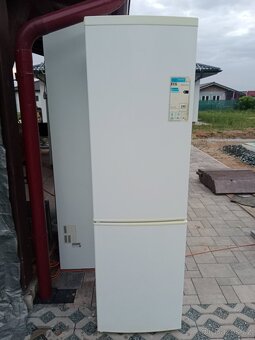 Lednice s mrazakem EGC - 2