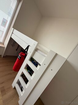 Dětská vyvýšená postel - 2