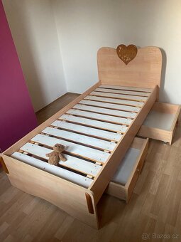 Postel se šuplíky - dětský pokoj - 2