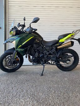 BENELLI TRK 702X - Forest Green - Předváděcí motocykl - 2