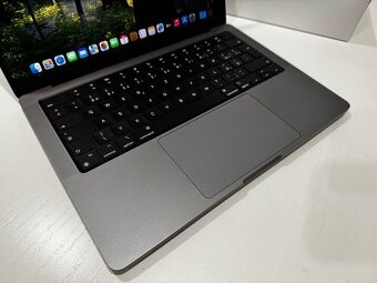 Apple Macbook 14” M1 Pro - 2