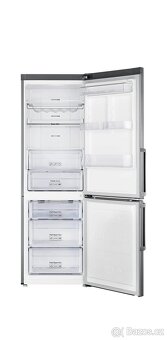 Kombinovaná Chladnička SAMSUNG RB33J3315SA - 2