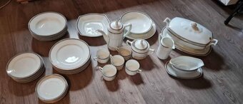 Starožitný jídelní servis - 2