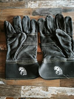 Pracovní rukavice - 2