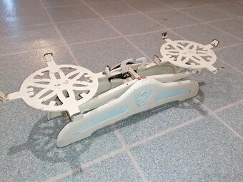 Starožitná kuchyňská váha + kompletní sada závaží - 2