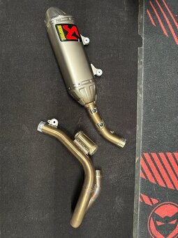 Vyfuk Akrapovic KTM SX-F 450 2018-2022 - 2