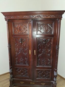 Prodám starožitný nábytek - 2