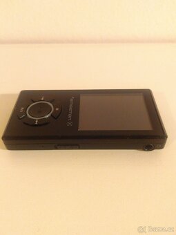 MP3 přehrávač Emgeton E4i Cult včetně USB kabelu - 2