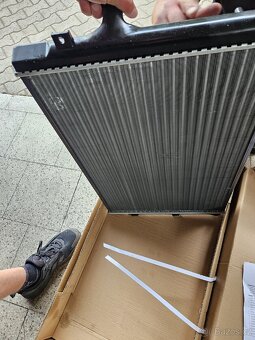 Chladič škoda Octavia 2 2.0 tdi - 2