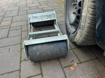 Manipulační vozík pod poškozené kolo - 2